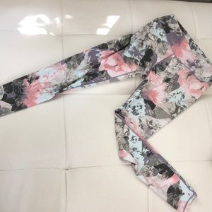 Fabletics Salar Leggings